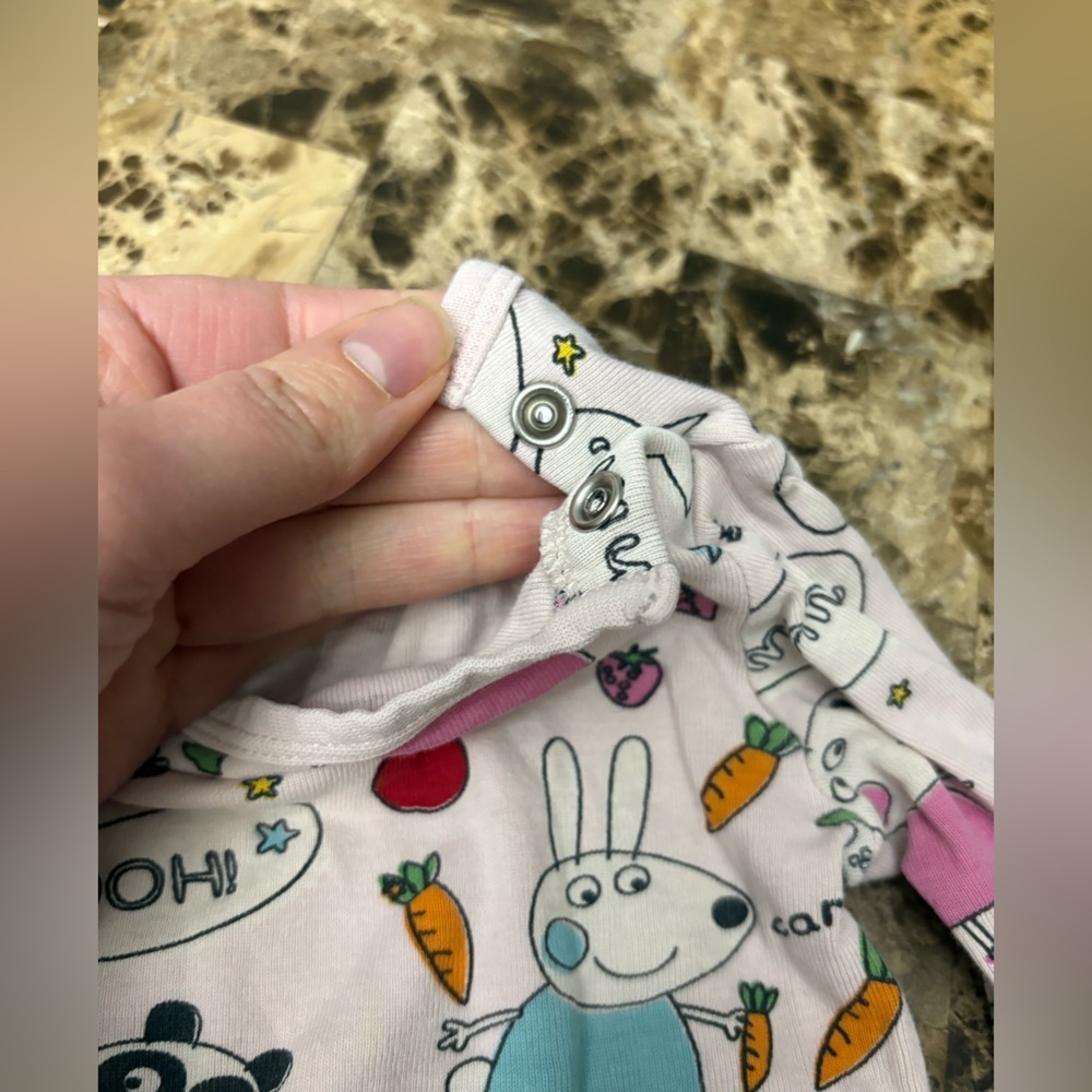 H&M Pink Bunny & Fruit Print Kids Pajama Set - Picture 5 of 6